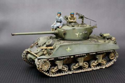 아카데미 M4A3 (76)W 셔먼