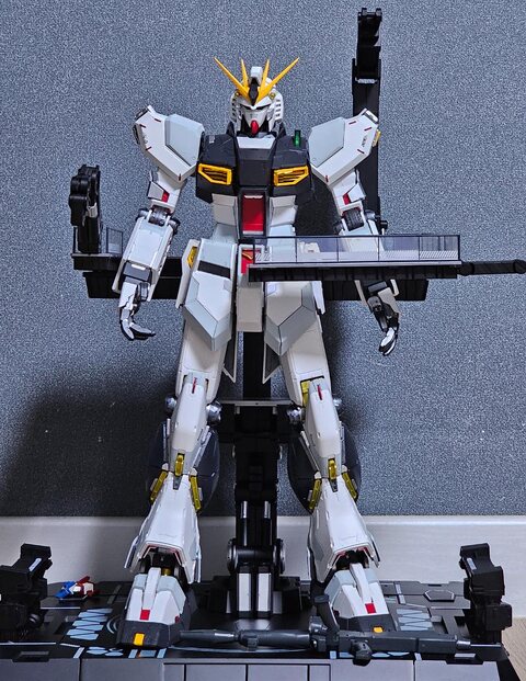 1/60 뉴건담 가조립