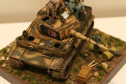 1/35 아카데미 Tiger-I 'Gruppe Fehrmann, Essel 1945'