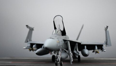 1/48 F/A-18E VFA-87 Golden Warriors