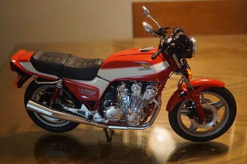 HONDA CB750F   TAMIYA