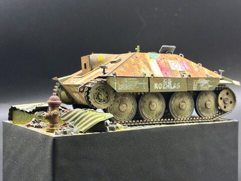 Hetzer Prague(1/35 Academy)