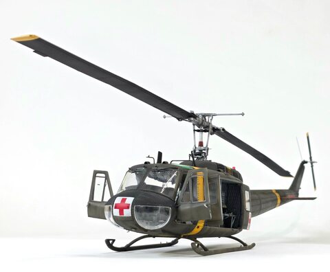 UH-1H US ARMY 377th medical company  [(1972 S.KOREA)]