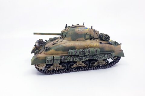 1/35 El Alamein Sherman