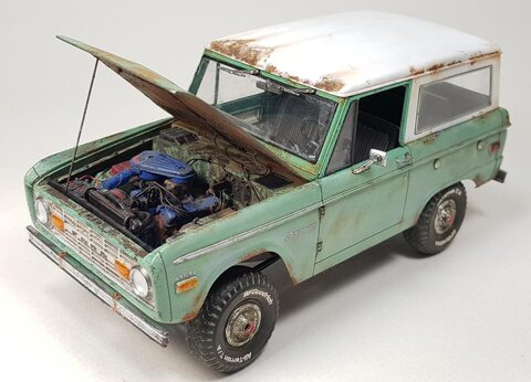 Revell 1/25 Ford Bronco