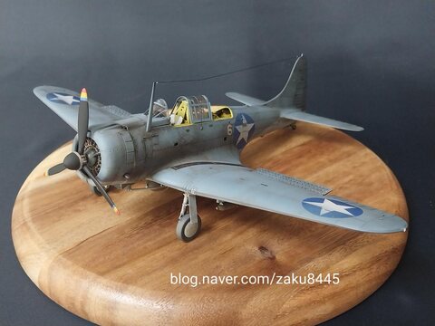 아카데미 1/48 USN SBD-2