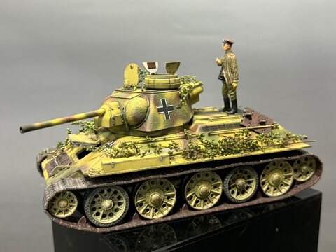 1/35 아카데미 T-34/76 747(r)
